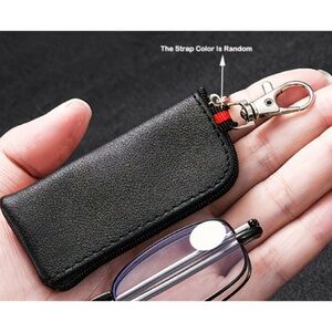 Black Leather Keychain Pouch